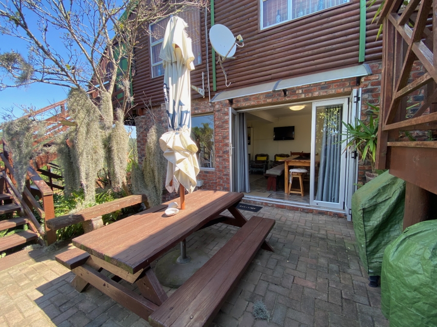 7 Bedroom Property for Sale in Cintsa East Eastern Cape